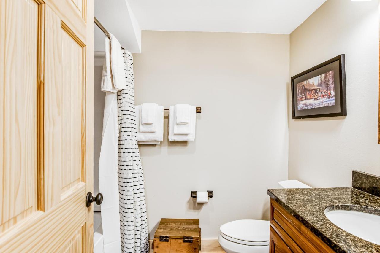 Three Bears Lodge Boulder Junction Экстерьер фото